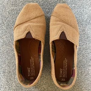 TOMS women’s tan classic shoes